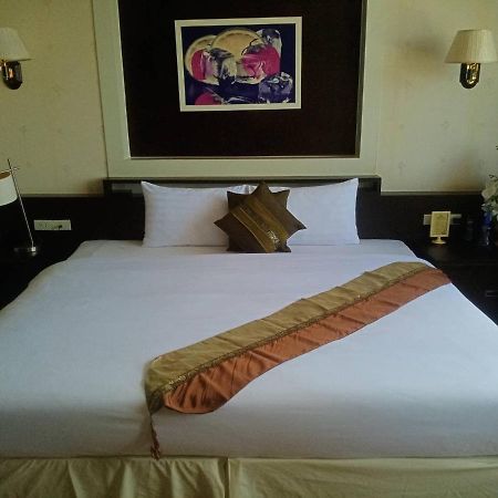 Grand Phranakhon Hotel Phra Nakhon Si Ayutthaya Exterior photo